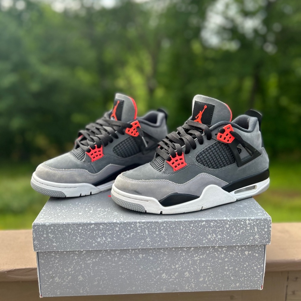 Air Jordan 4 Retro Infrared